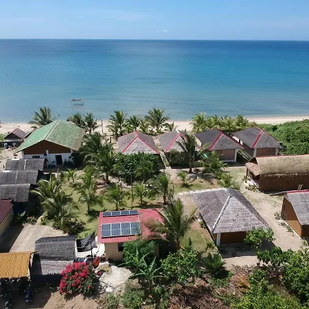 Footprints Beach Resort Agpudlos Exterior photo